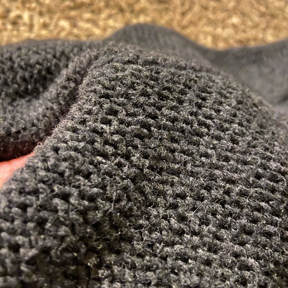 American Eagle Cardigan - Picture 3 of 3